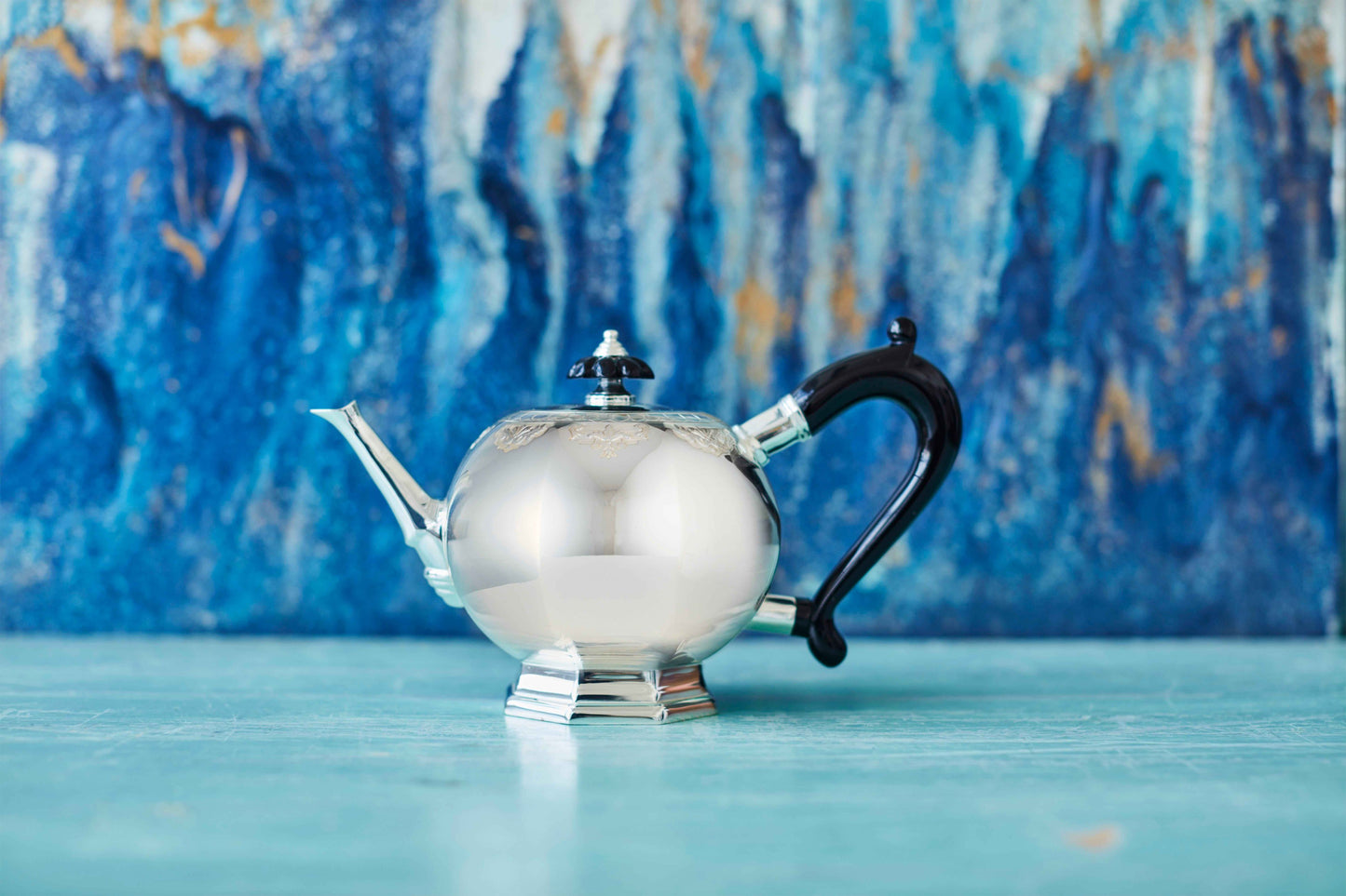 THE GEORGE TEAPOT - SILVER PLATED 10 MICRON (PRE-ORDER)